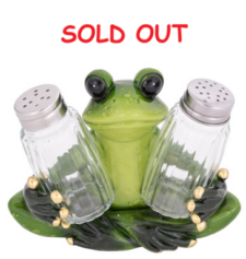 5 1/2 Inches High Frog Salt & Pepper Set
