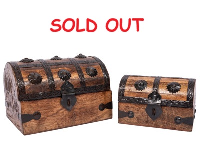 6 Inch and 5 Inch Set of 2 Wooden Treasure Chests