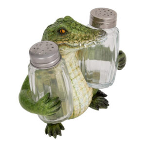 4 Inches High Alligator Salt & Pepper Set